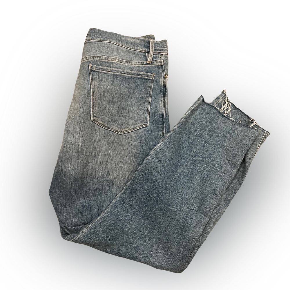 Frame women’s size 32 jeans perfect condition